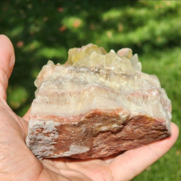 1 LB 12.7 Oz Natural Calcite 3-colors Crystal ClusterWeighs 1 lb 12.7 oz - Picture 6 of 6